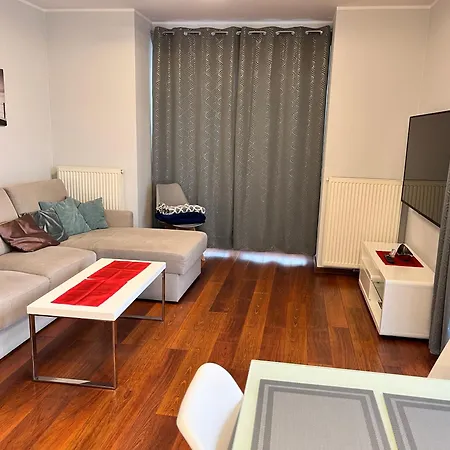 Esensja Ii Szklarska Poręba