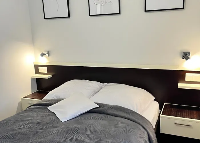 Appartement Esensja Ii *