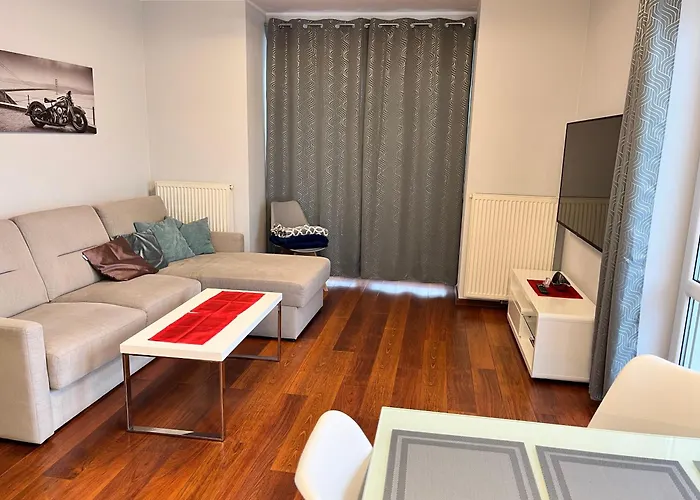 Esensja Ii Szklarska Poręba